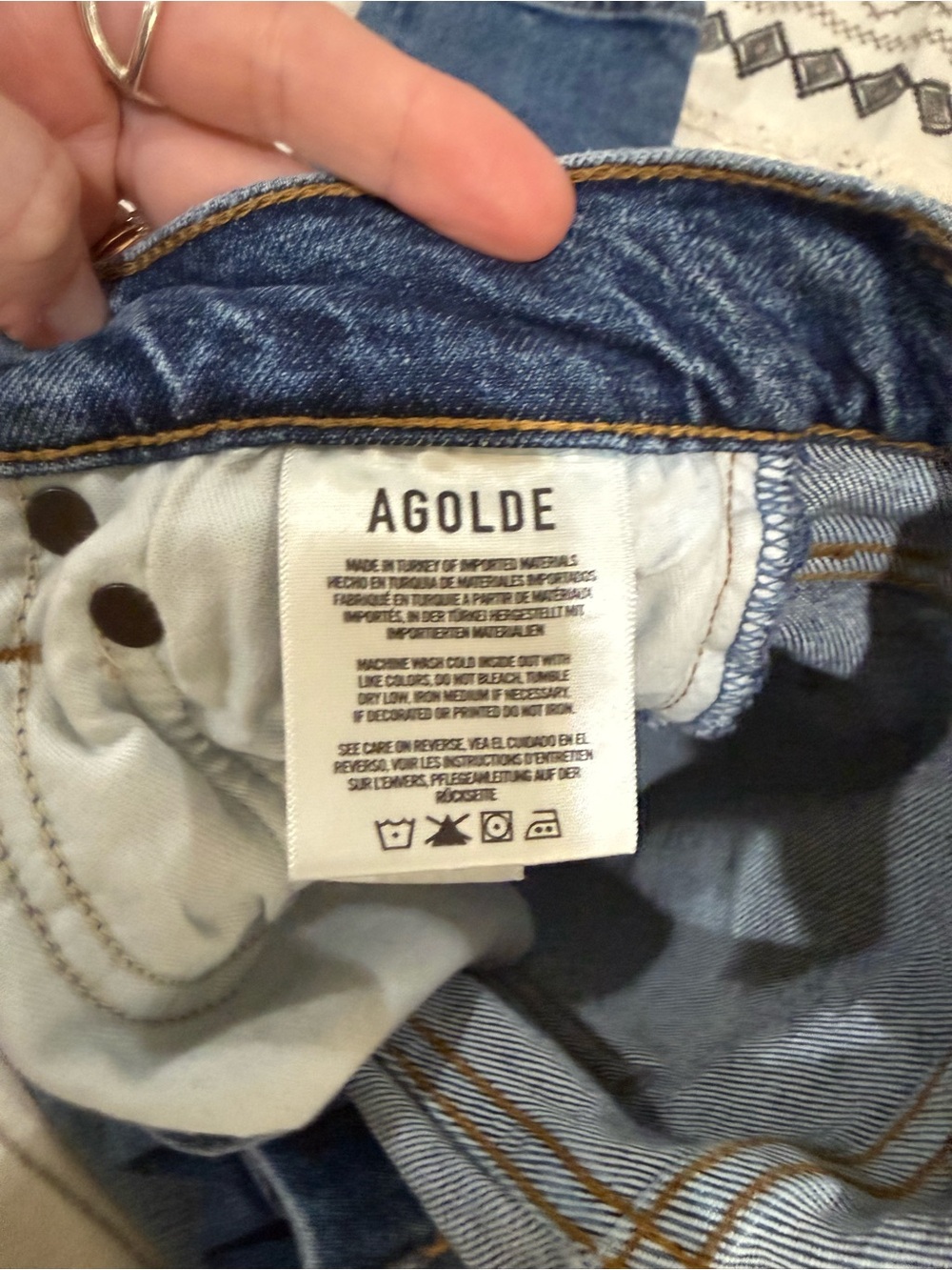 Agolde Riley Jean Size 23. Button Fly - Picture 3 of 6